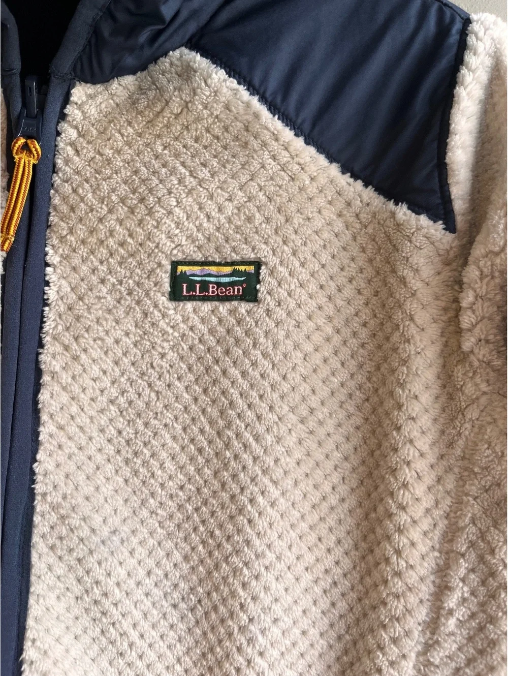 L.L. Bean Kids Mountain Bound Reversible Hooded Jacket Size XL 18 Beige Navy
